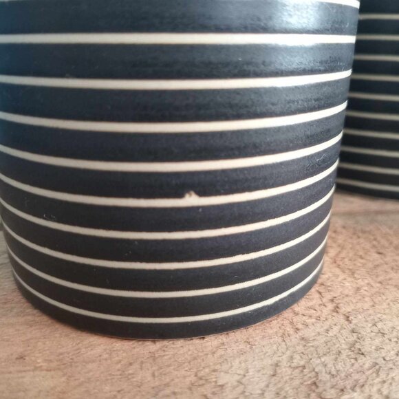 LAST CALL!  MAKE AN OFFER! Set (3) Denby Intro Stripe Coffee Mugs, black + white - Picture 8 of 9